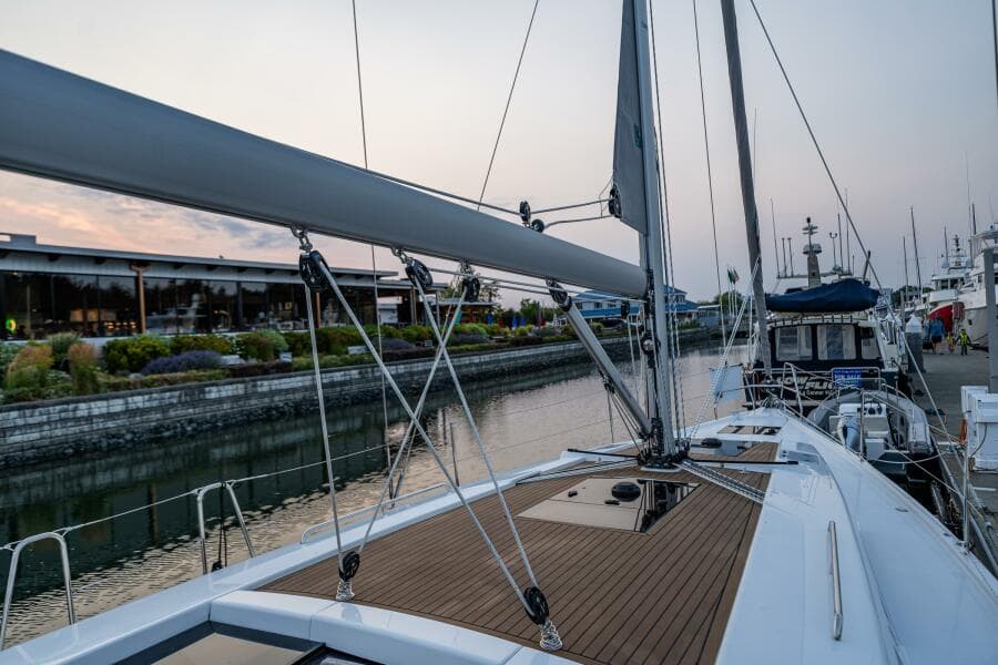 2023 Hanse 418
