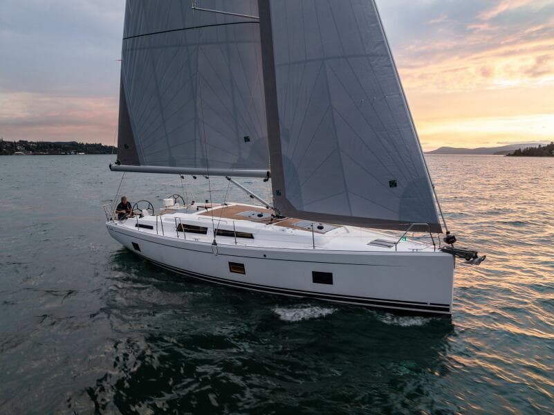 2023 Hanse 418