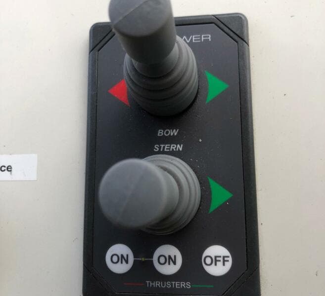 2005 Navigator 53 Classic PH