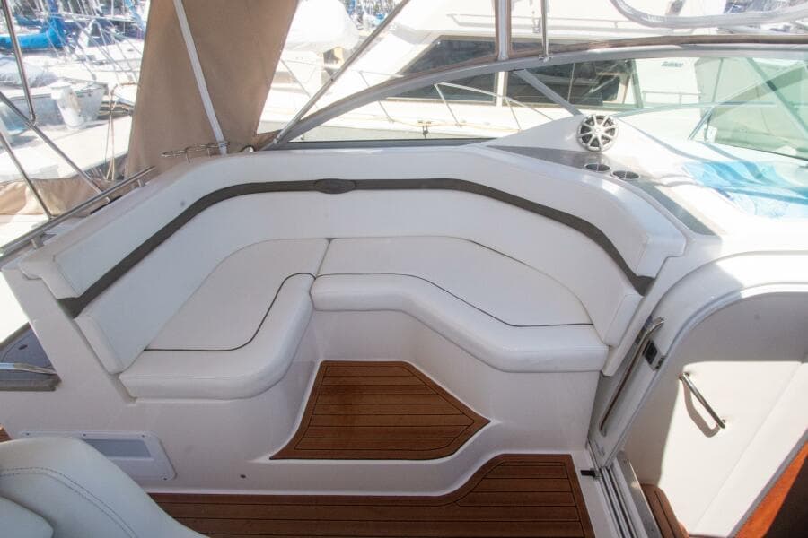 2008 Rinker 40 Express Cruiser