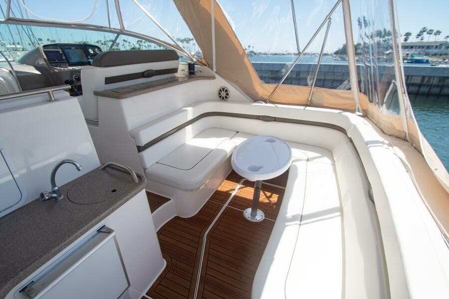 2008 Rinker 40 Express Cruiser