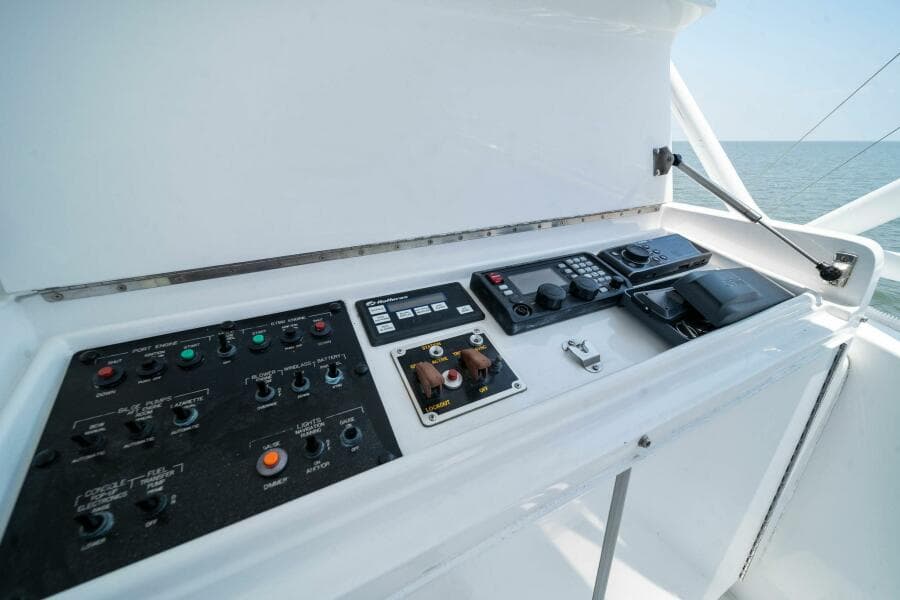 2003 Hatters 54 Convertible - Big Boyd