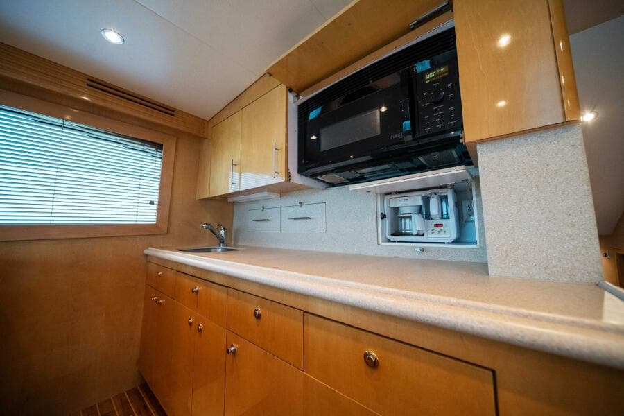 2003 Hatteras 54 Convertible - Big Boyd