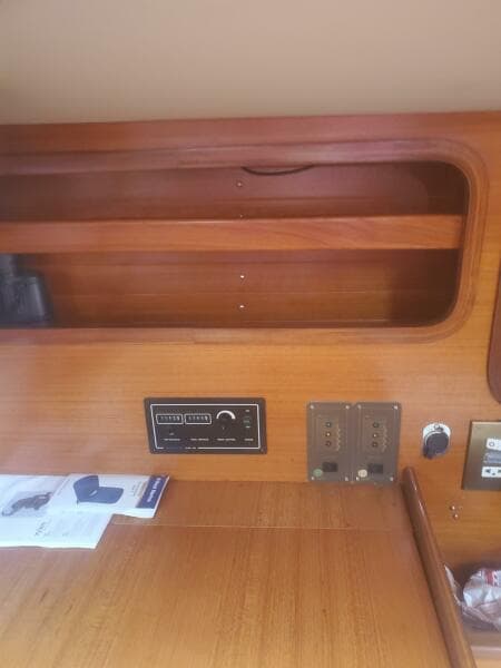 1985 Beneteau First 375