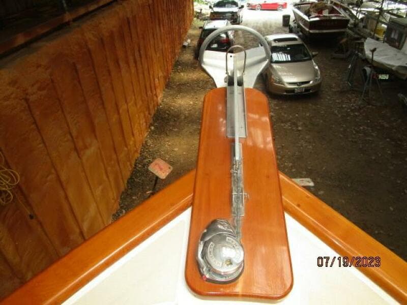 43' Flowers anchor windlass