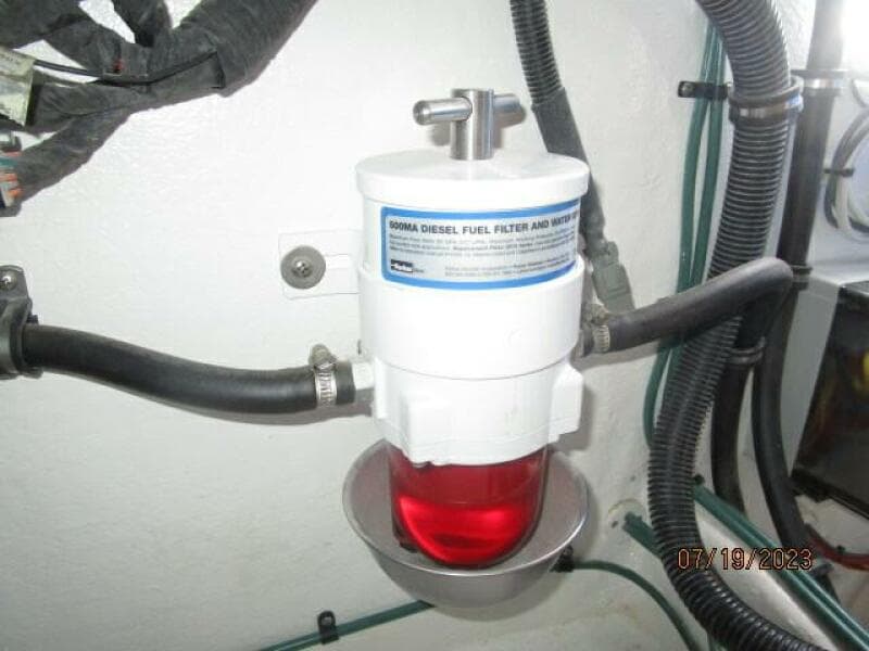 43' Flowers Racor fuel filter