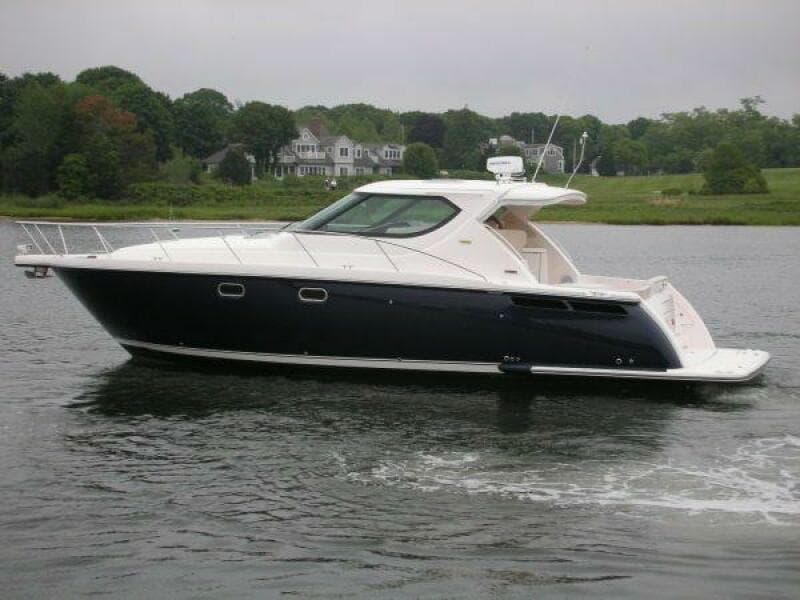 2009 Tiara Yachts 4300 Sovran