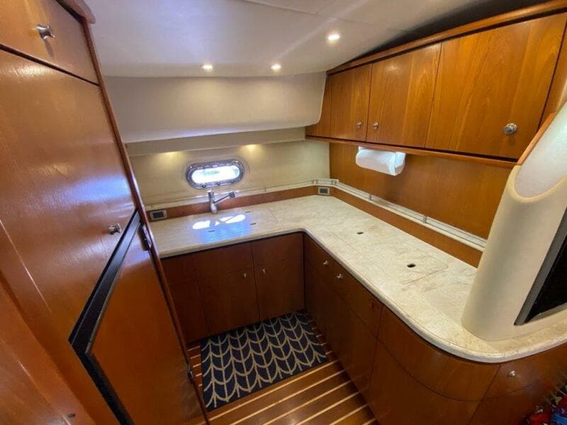 2009 Tiara Yachts 4300 Sovran