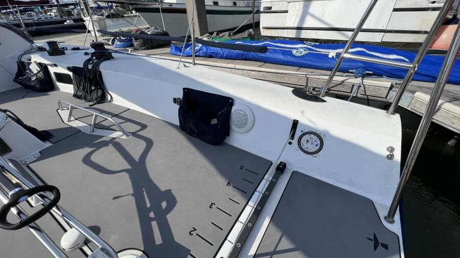 Stern Starboard / Traveler 