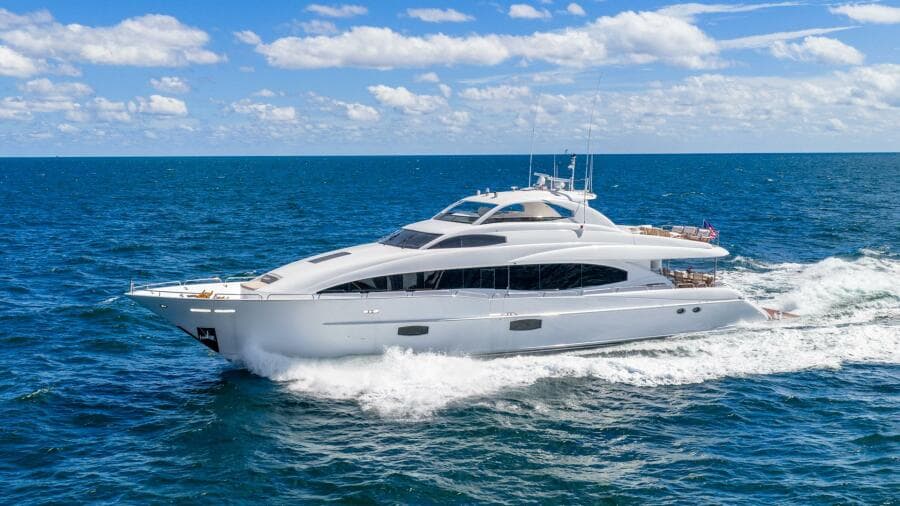 2008 Lazzara Yachts 116