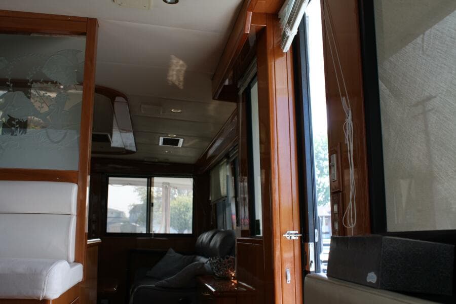 2000 Jefferson 56 Rivanna