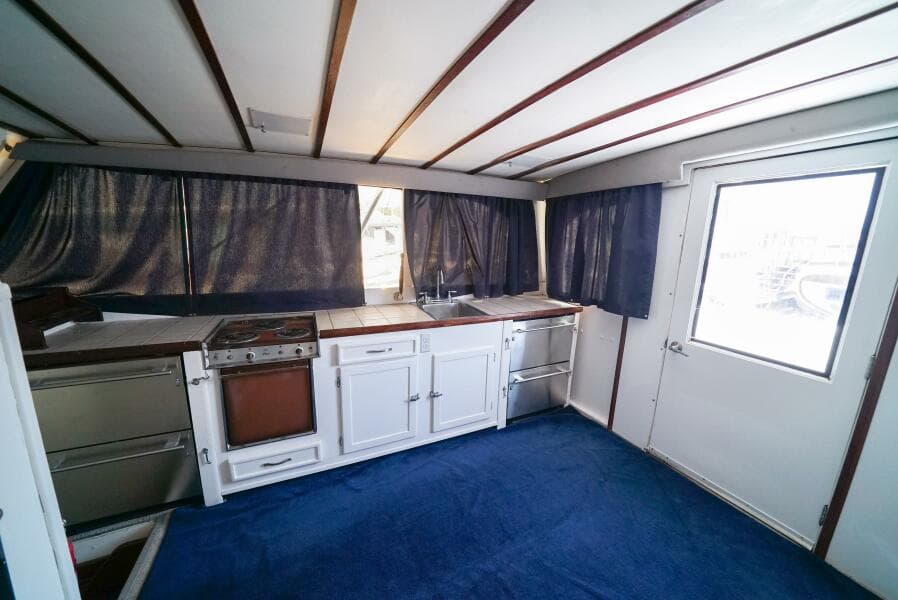 1979 Trojan 45 Convertible Hook'em