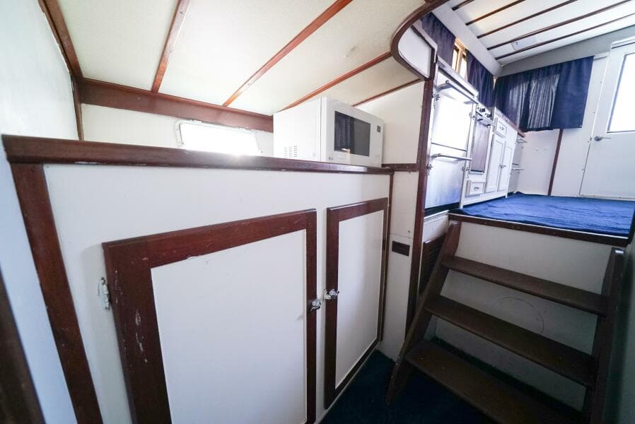 1979 Trojan 45 Convertible Hook'em