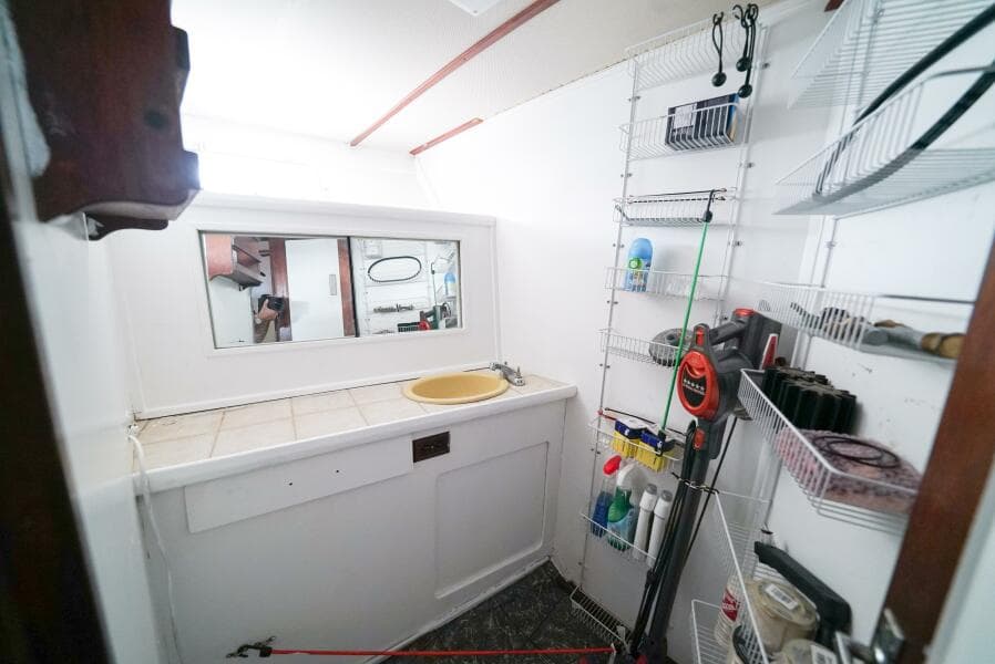 1979 Trojan 45 Convertible Hook'em