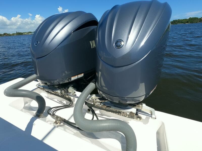 2018 Contender 32 ST