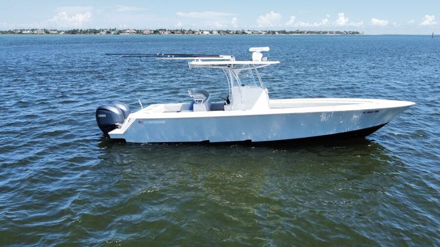 2018 Contender 32 ST