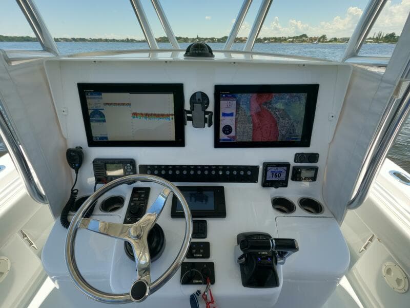 2018 Contender 32 ST