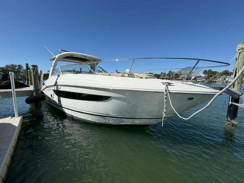 2016 Sea Ray 350 Sundancer