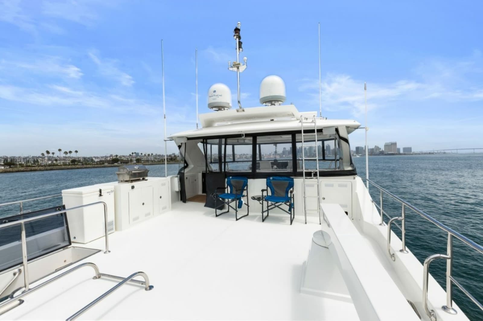 2009 Ocean Alexander 74 Flybridge - Photo 36