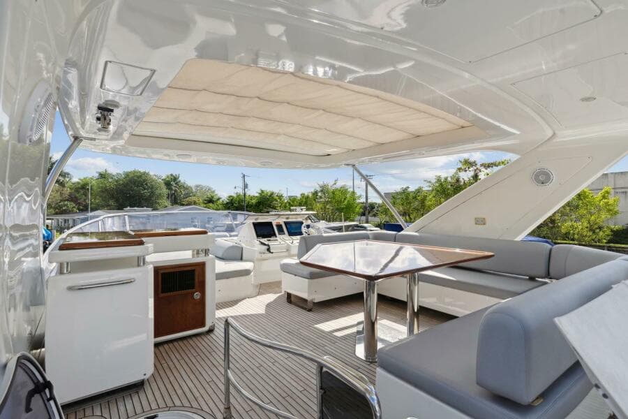 2013 Azimut 70