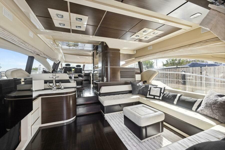 2013 Azimut 70
