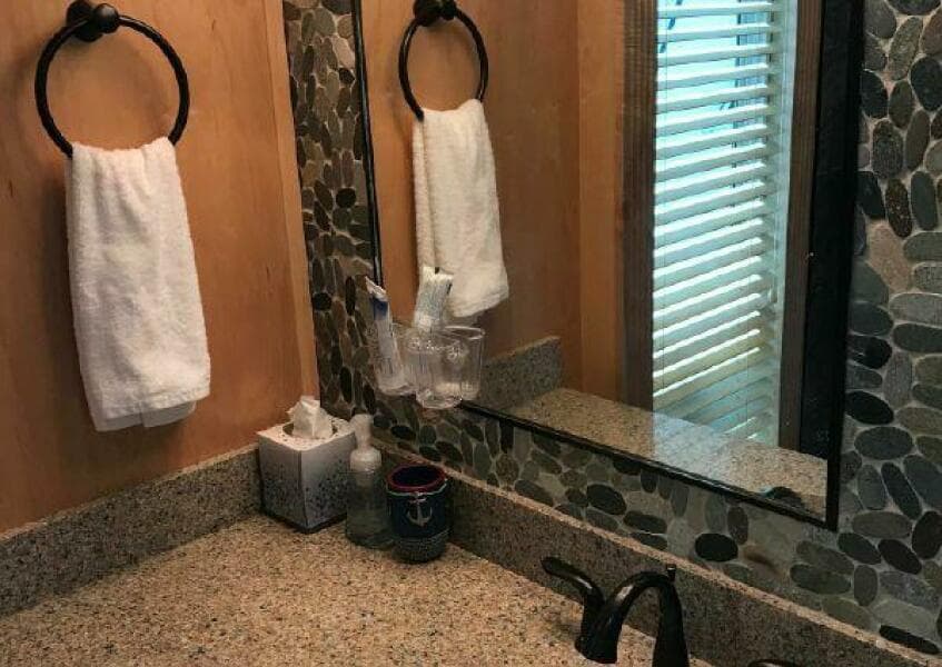 2017 Sumerset Houseboat