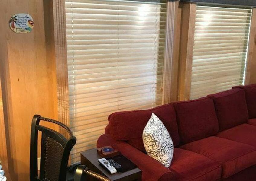 2017 Sumerset Houseboat