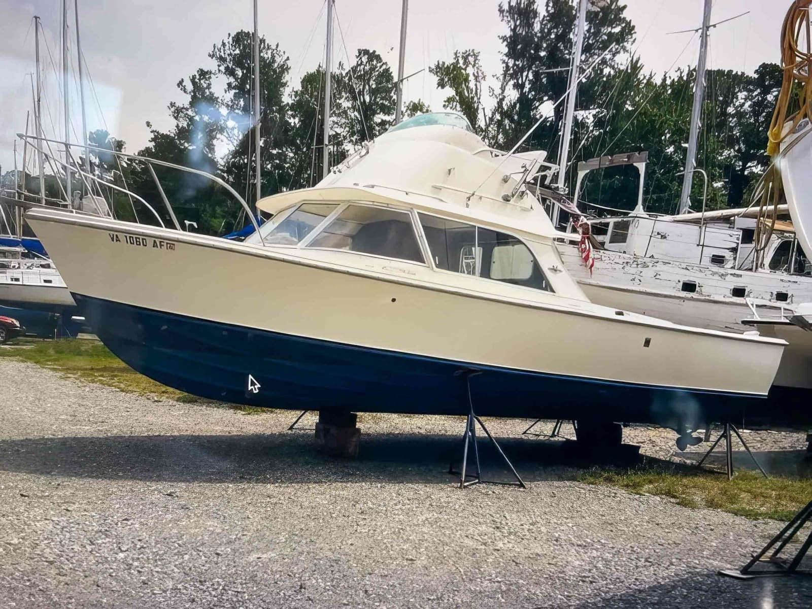 1972 Bertram Fly Bridge Cruiser - Photo 7