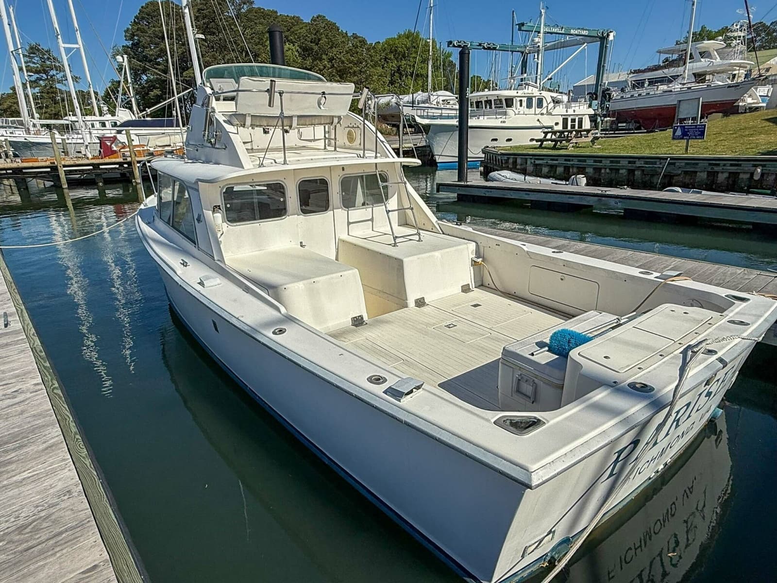 1972 Bertram Fly Bridge Cruiser - Photo 4