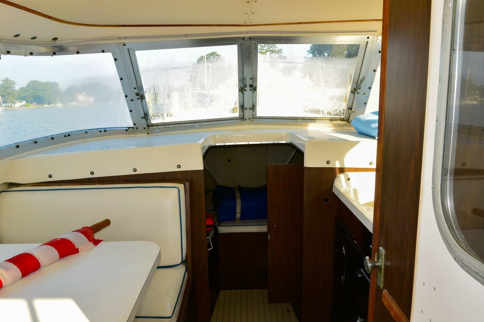1972 Bertram Fly Bridge Cruiser - Photo 28