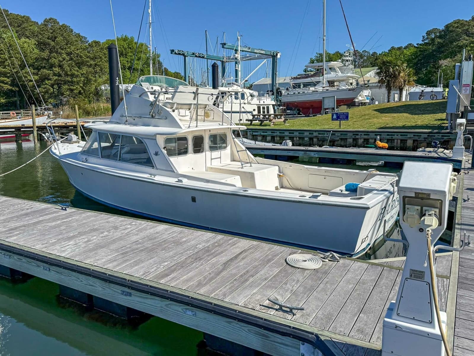 1972 Bertram Fly Bridge Cruiser - Photo 5