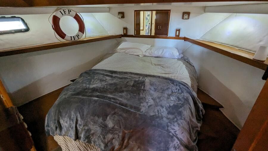 1989 Camargue Motoryacht - Photo 23