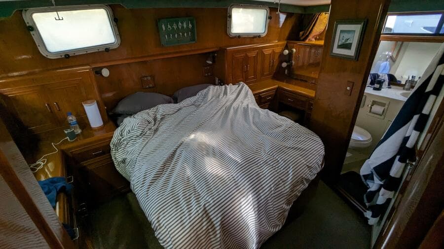 1989 Camargue Motoryacht - Photo 44