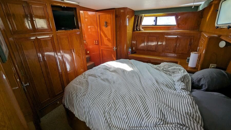 1989 Camargue Motoryacht - Photo 49