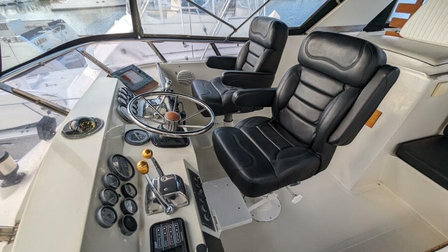1989 Camargue Motoryacht - Photo 12