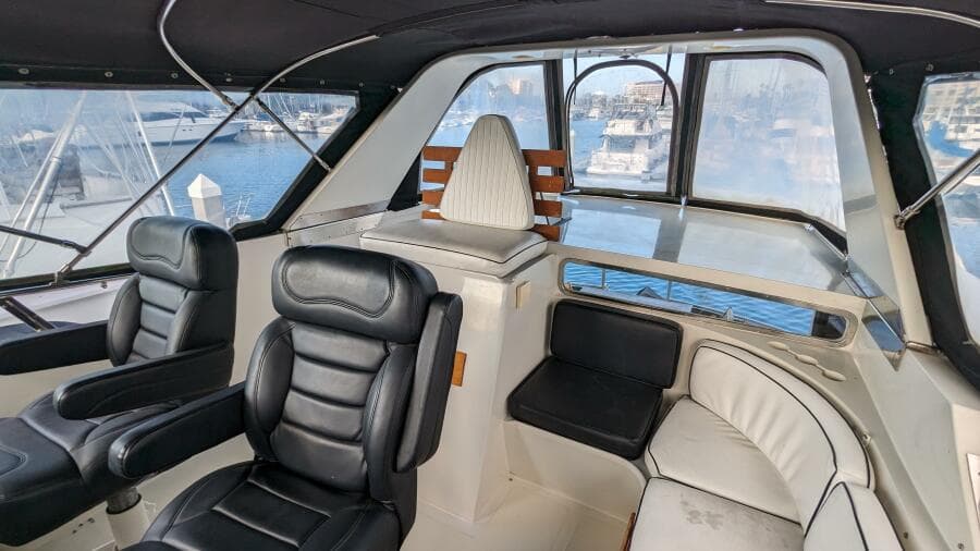 1989 Camargue Motoryacht - Photo 16