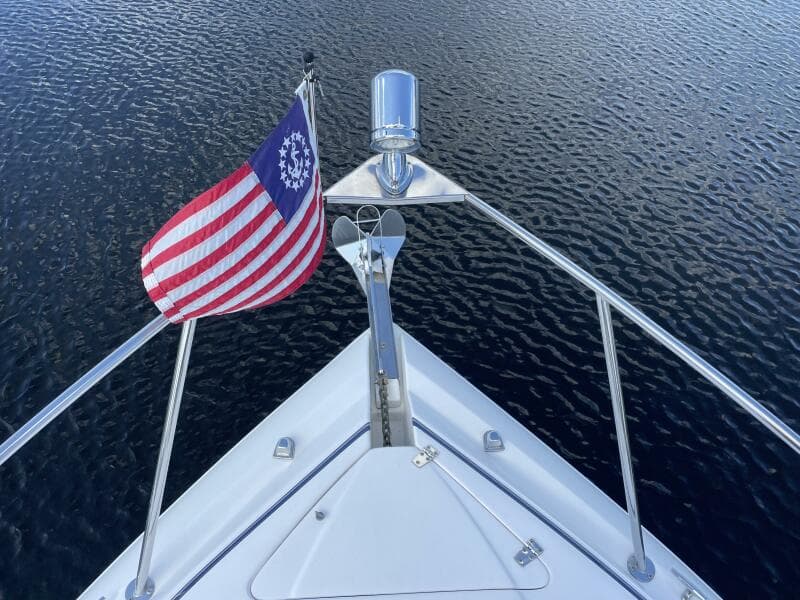 2006 Rinker Express Cruiser