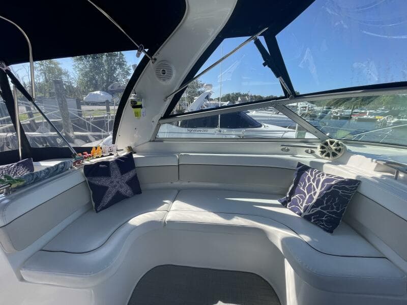 2006 Rinker Express Cruiser