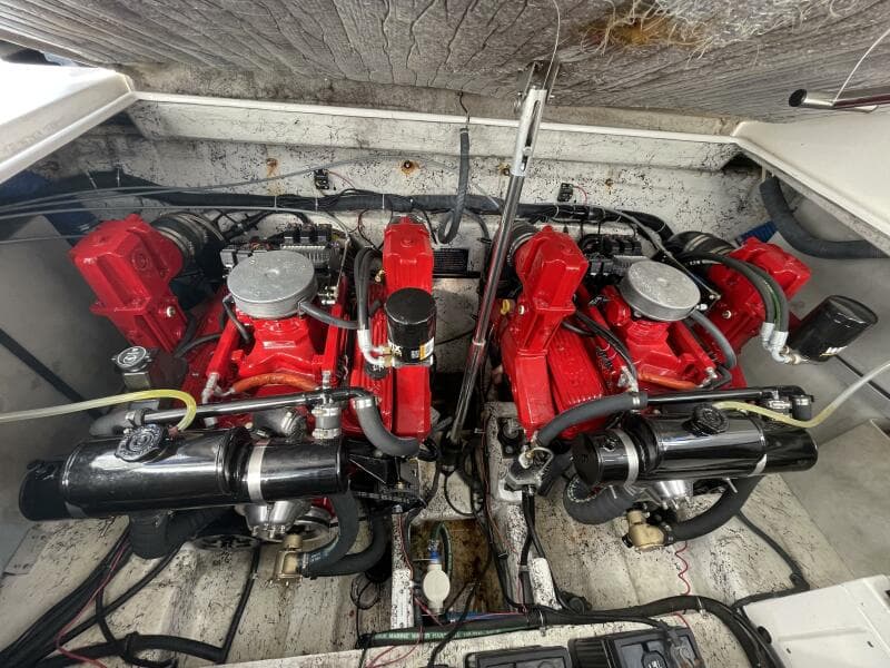 2006 Rinker Express Cruiser