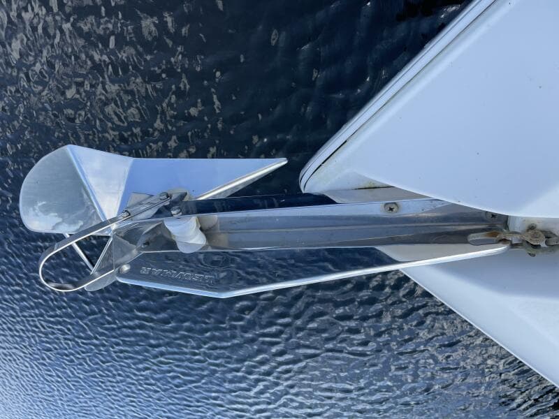 2006 Rinker Express Cruiser