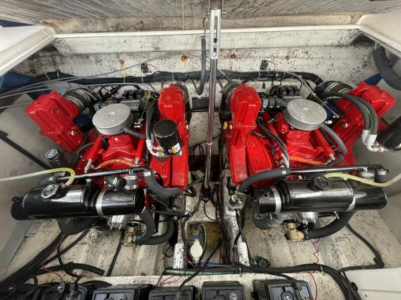 2006 Rinker Express Cruiser