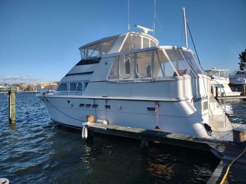1996 Hatteras 50 Sport Deck