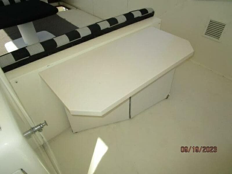 63' Hatteras flybridge table