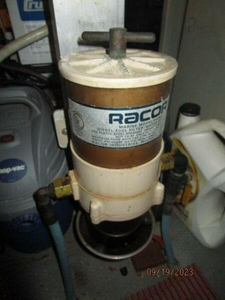 63' Hatteras generator Racor fuel filter