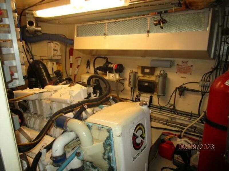 63' Hatteras port engine room