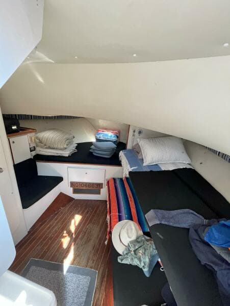 1997 Pursuit 300 Offshore