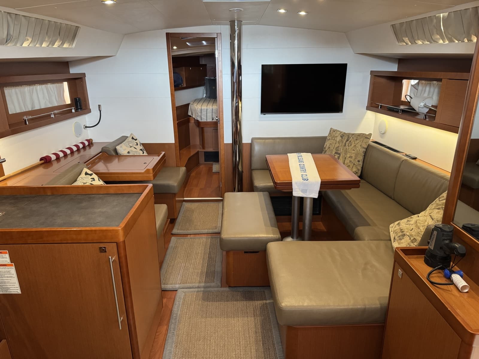 2017 Beneteau Oceanis 45 - Photo 44