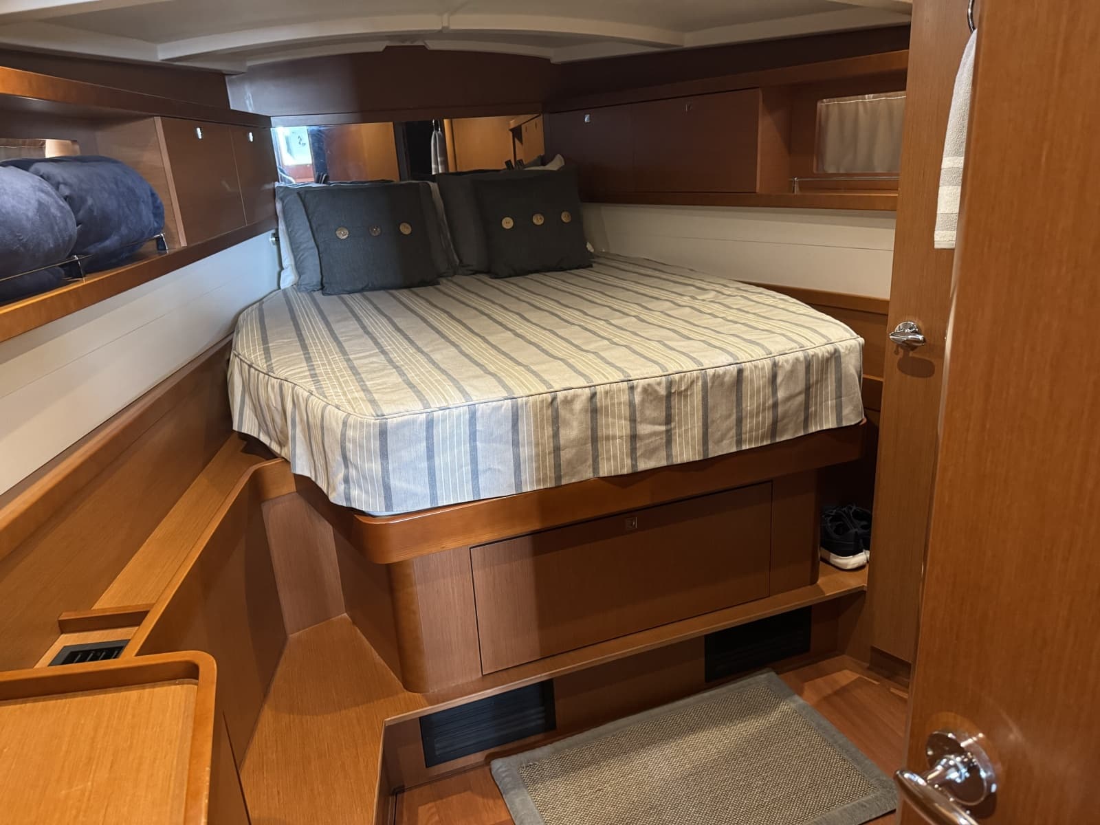 2017 Beneteau Oceanis 45 - Photo 58