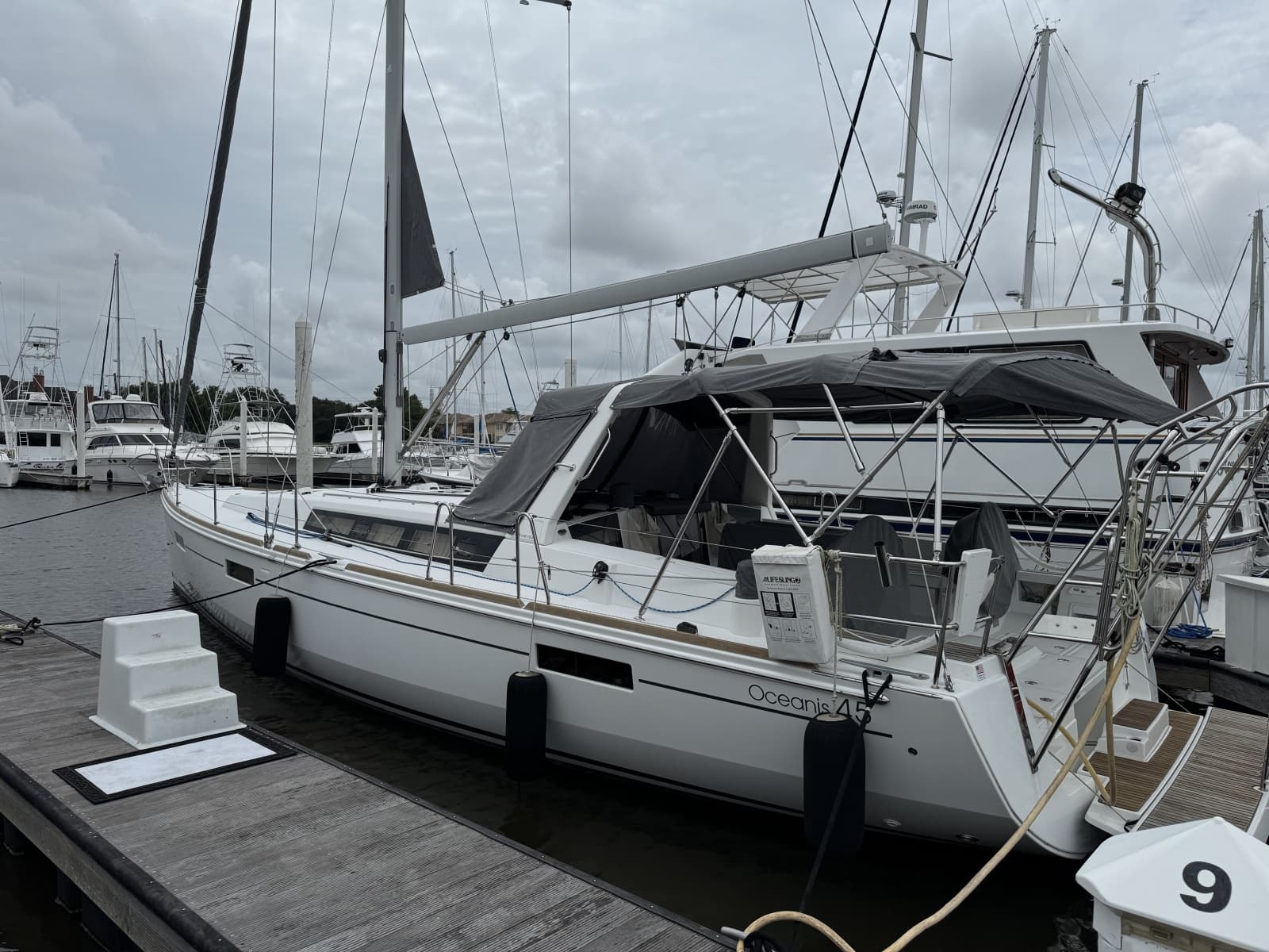 2017 Beneteau Oceanis 45 - Photo 30