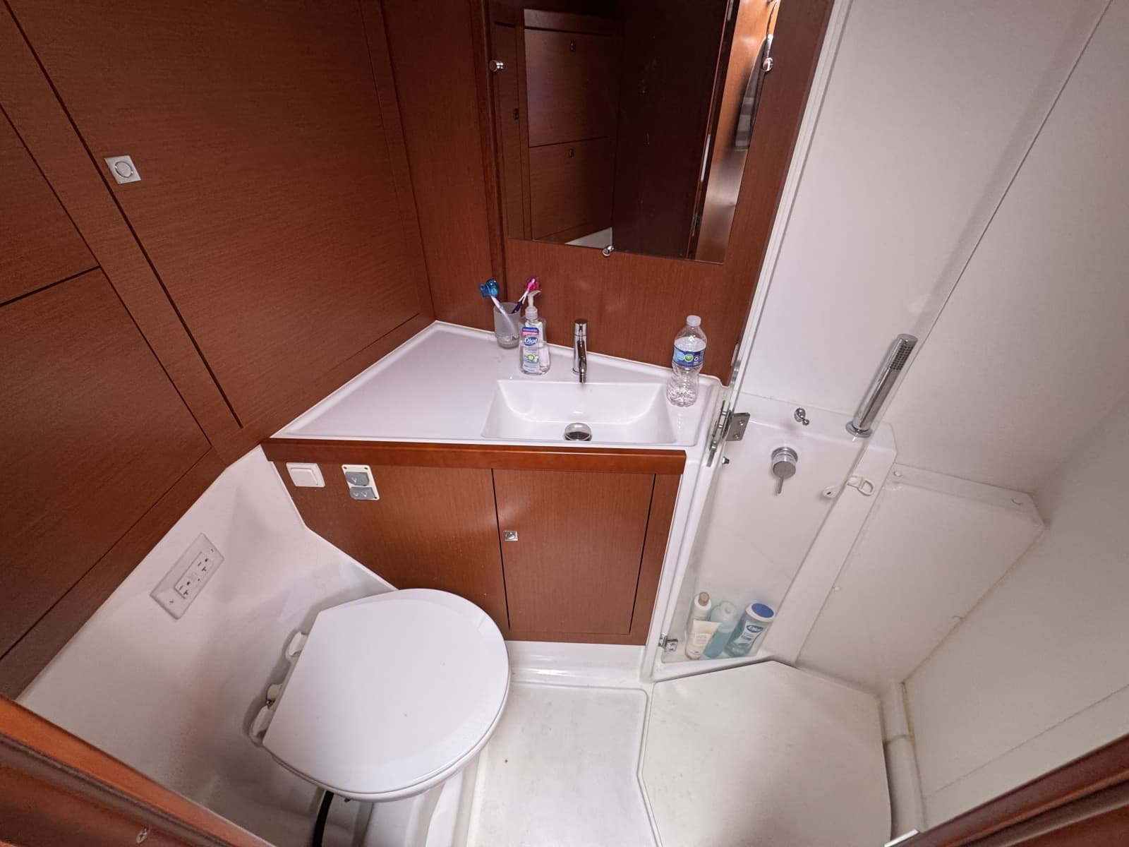 2017 Beneteau Oceanis 45 - Photo 68